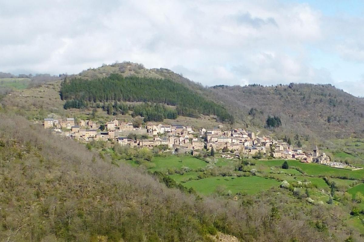 Villa L 'Oustal De Sophie En Aveyron, A Montjaux Extérieur photo